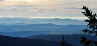 21 lusengipfel -wogen hinter wogen - im dunst die alpen